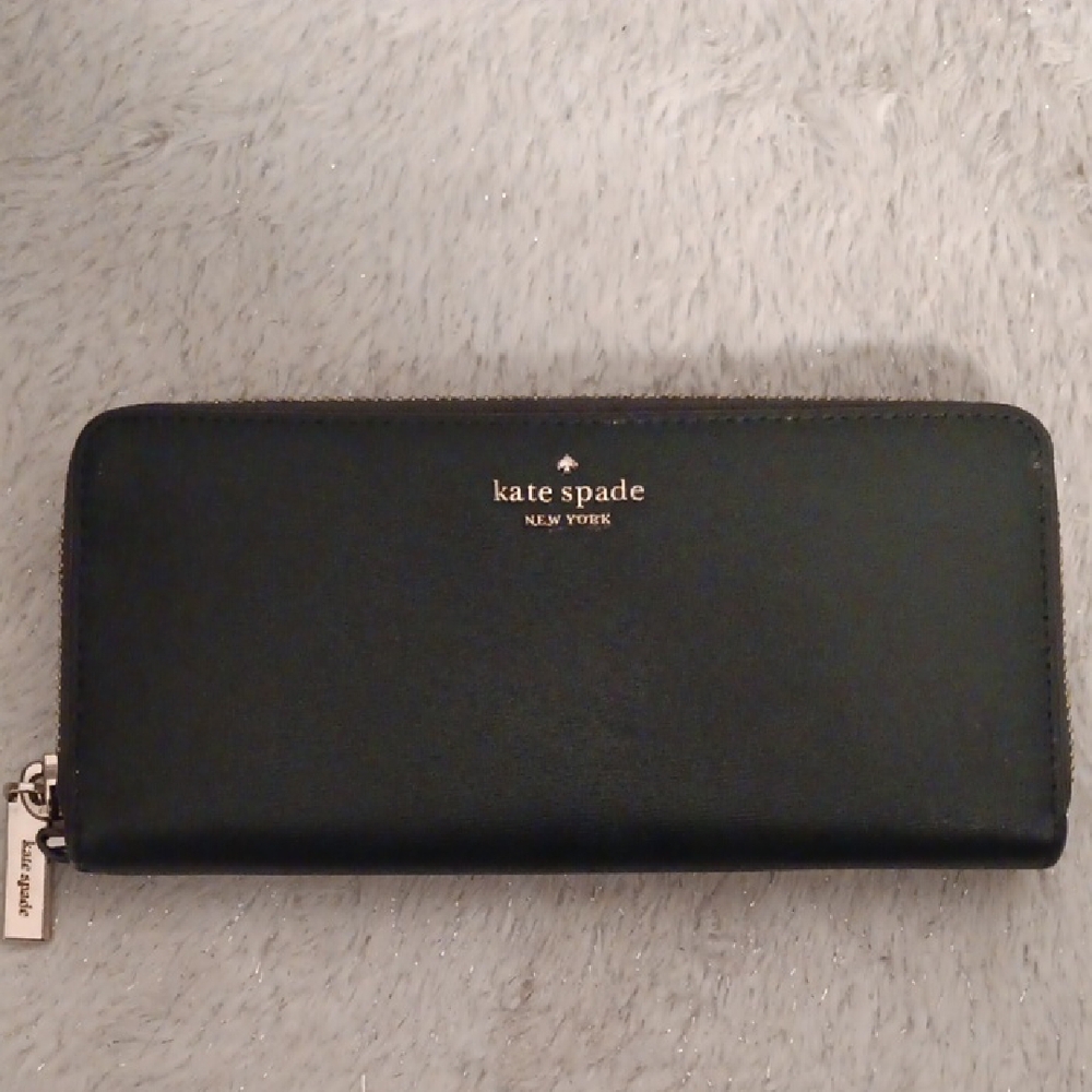 Kate Spade Preloved Dark Green Zip Wallet